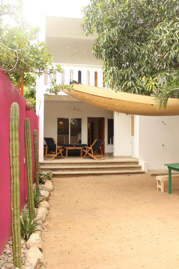 Mi Puerto Beach Hostel Puerto Escondido  Exterior photo